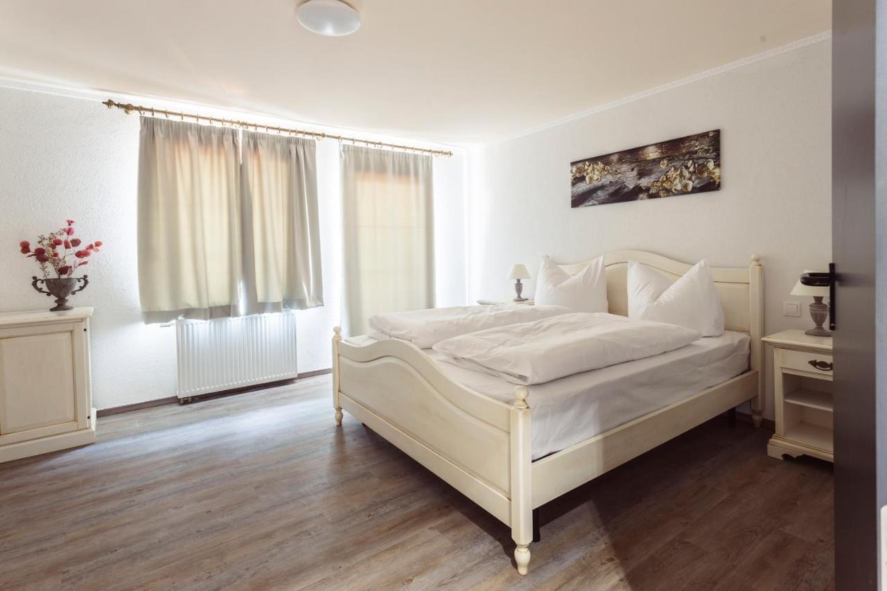 Hotel Roma Kehl ภายนอก รูปภาพ